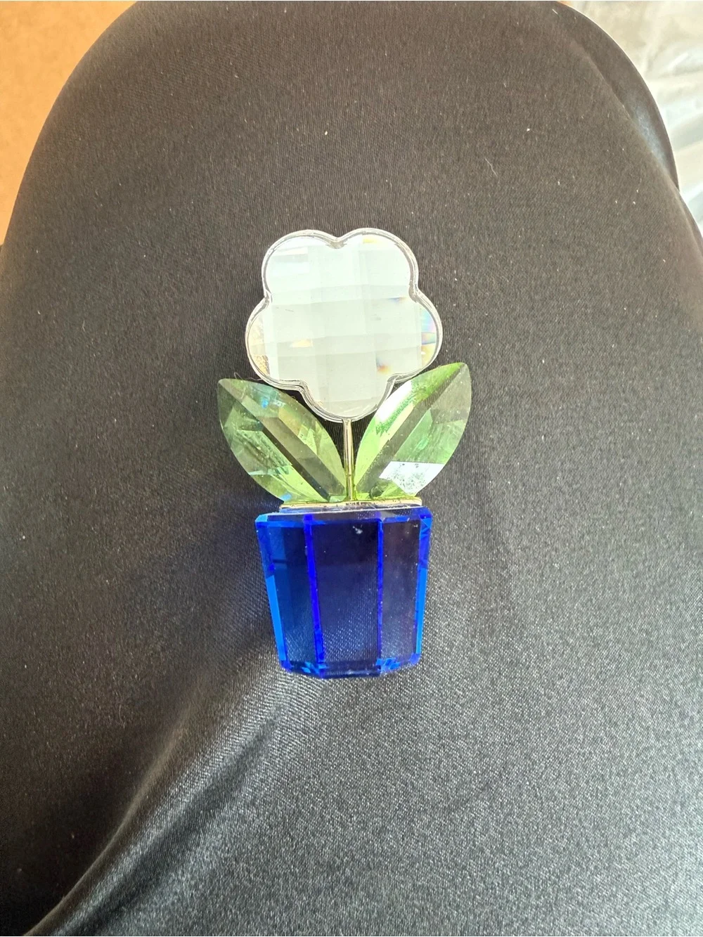 Swarovski Crystal Moments Small Clear Flower #296598 - Retired